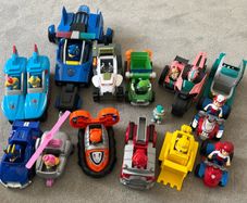 Paw patrol vehicles
