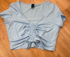 Shein Blue cropped t shirt top size Small
