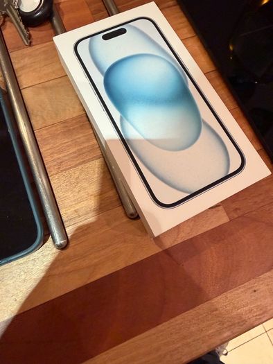 Apple iPhone 15