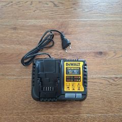Dewalt Battery Charger DCB1104 12V/18V LI-ION XR (european plug)