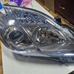 2010 toyota prius driver side headlight headlamp light