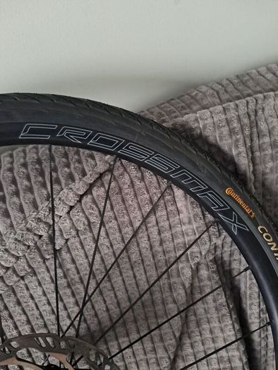 mavic Crossmax Disc 29' front wheel 15x110mm boost with/without trye
