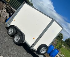 iforwilliams box trailer with rear roller door