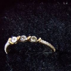 14ct yellow gold diamond ring