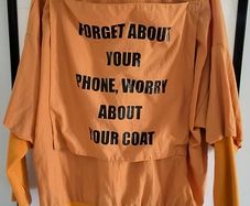 Slogan jumper, one size. L. 14-16