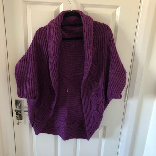 Wool blend sweater wrap from Benetton