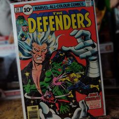 Defenders ! Issue #38 ! Nebulon Appearance ! Bronze Age Comic from 1976 ! by Marvel !