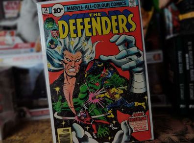 Defenders ! Issue #38 ! Nebulon Appearance ! Bronze Age Comic from 1976 ! by Marvel !