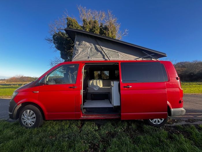 VW Transporter Camper