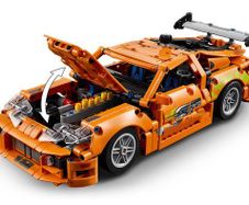 LEGO Technic, Fast and Furious Toyota Supra MK4 Car Set,42204