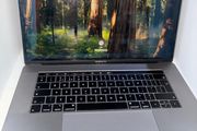 Apple MacBook Pro A1990 i7, Intel UHD Graphics 630, 16GB RAM, 500GB SSD