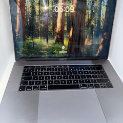 Apple MacBook Pro A1990 i7, Intel UHD Graphics 630, 16GB RAM, 500GB SSD