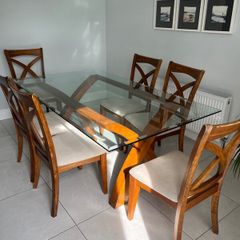 Dining table and 6 chairs
