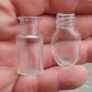 Lot of 2 small vintage bottle Image 4