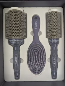 FARO Hairbrush Set in Box. New