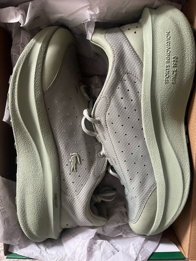 Lacoste running trainers Shoes size 43