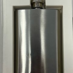 Hardback Good Book with hidden/safe hip flask. Flask is 4 fluid ounces made from stainless steel.