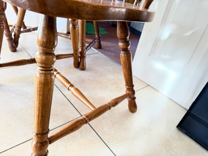 4 dining chairs