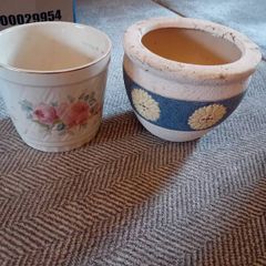2 x vintage pots
