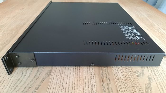 Roland U-220 RS-PCM Sound Module