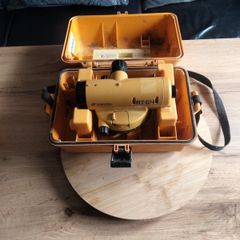 Topcon