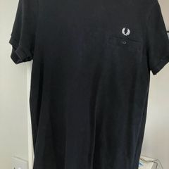 Fred Perry tshirt