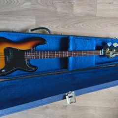 Squier Precision Bass - Needs Maintenance