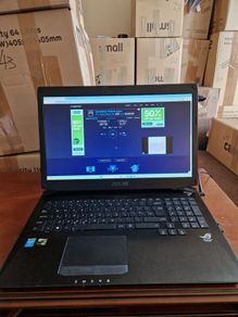 Asus Laptop - 8gb Ram / I7 / 1tb Ssd