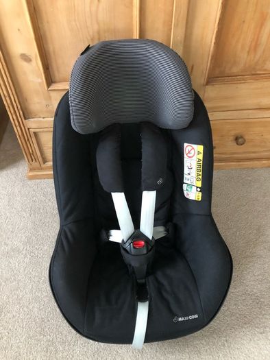Maxi Cosi 2 Way Pearl & Isofix Base