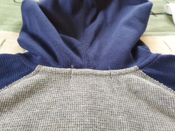 Ralph Lauren Boys Sweatshirt Gray Hoodie Navy Sleeves 10 to 12 Years Large