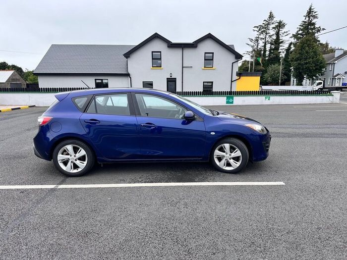 Mazda Mazda3 2011