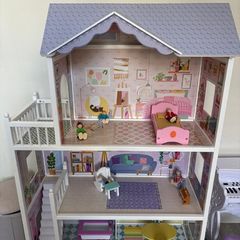 Dolls House