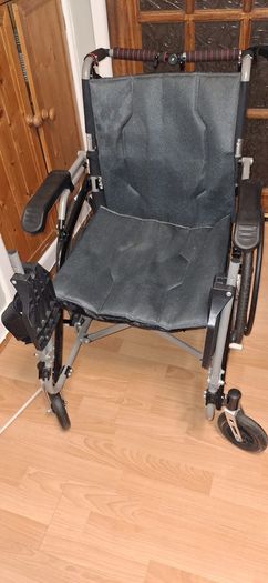 wheelchair
