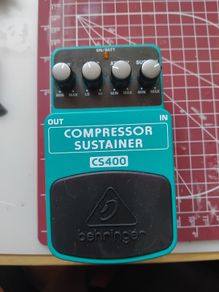 Berhinger Compressor/Sustainer Effects Pedal