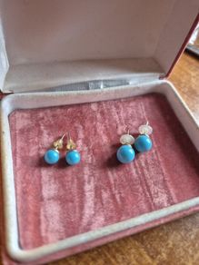 2 sets of vintage earrings