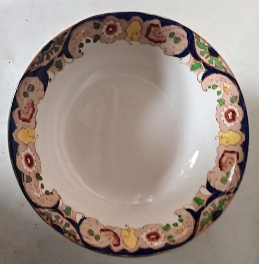 Arklow Pottery Dessert Bowl and Five Bowls