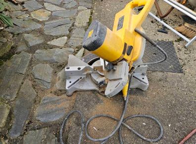 110 Miter saw transformer and skill saw