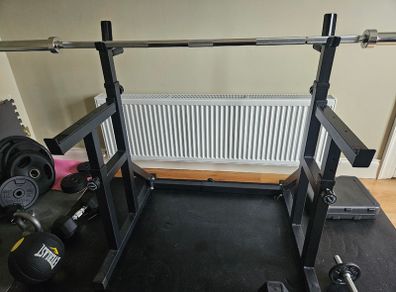 Squat rack & weights