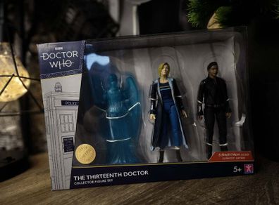 The Thirteenth Doctor ! Collector Figure Set ! Doctor Who ! 5" Action Figures !