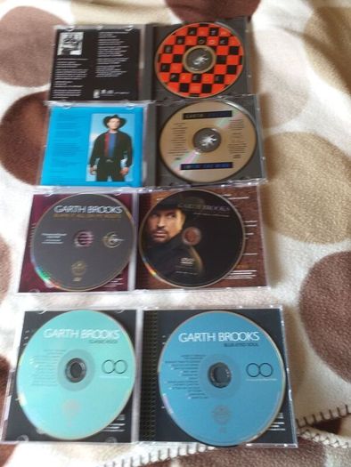 Garth Brooks.