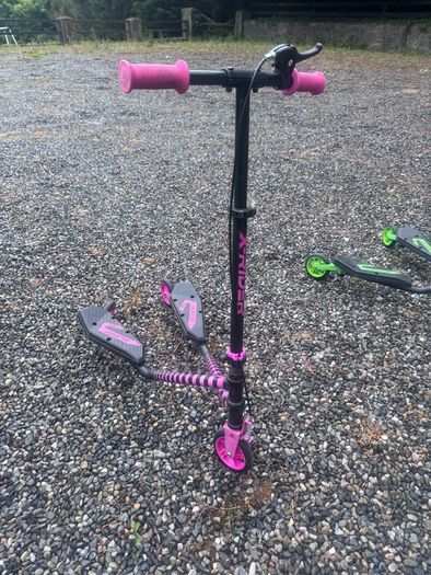 Flicker scooter pair