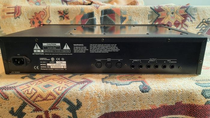Roland JV-2080 64 Voice Synthesizer