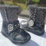 2 X Cute Girls Dunnes Boots Size UK 6 and 7 Image 6