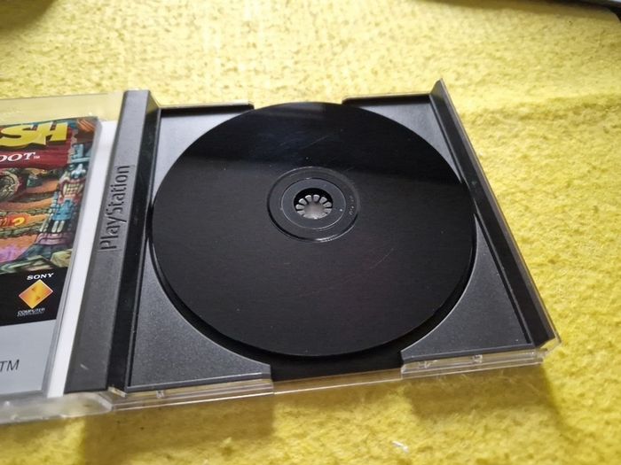 Crash Bandicoot PlayStation 1 ps1 PlayStation2 ps2 games Original