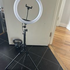 Ring Light with tripod