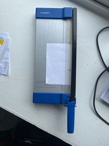 A4 Guillotine