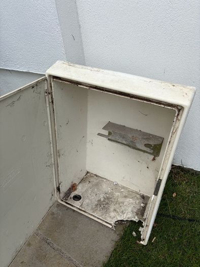 esb or gas meter box
