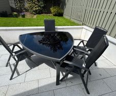 Garden table and 4 chairs