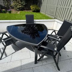 Garden table and 4 chairs
