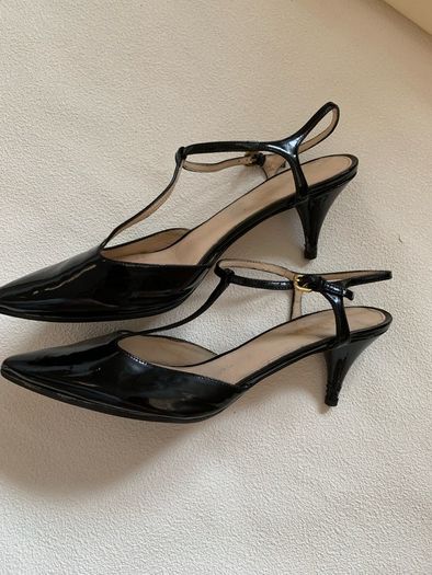 Genuine Prada shoes size 6.5